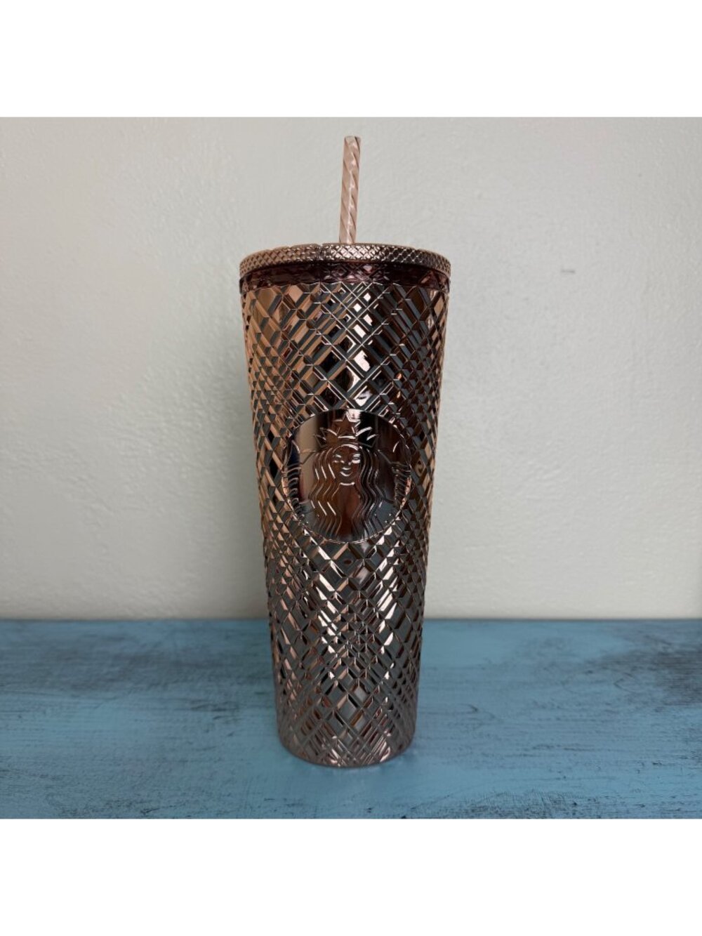 NWT Starbucks Rose Gold Diamond Textured 24 Oz Cold Cup Tumbler With Straw